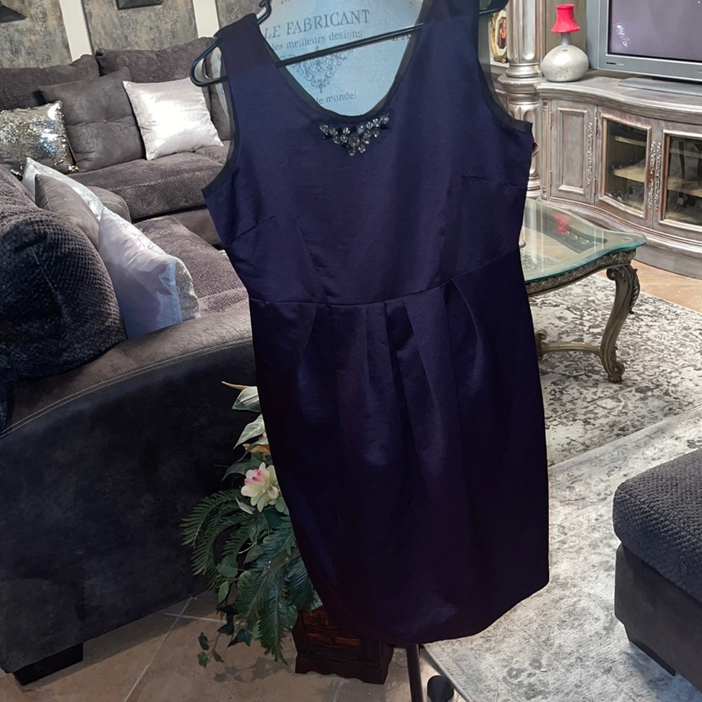 Vera Wang, sheath dress with rhinestones!